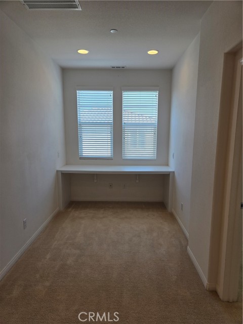 Detail Gallery Image 21 of 30 For 11014 via Del Corso, Riverside,  CA 92505 - 4 Beds | 3 Baths