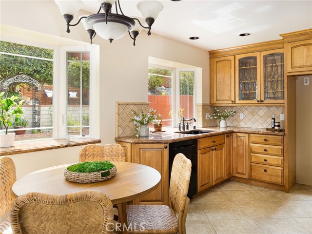 Detail Gallery Image 21 of 61 For 28422 Seamount Dr, Rancho Palos Verdes,  CA 90275 - 5 Beds | 3 Baths