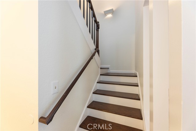 Detail Gallery Image 13 of 28 For 2044 Choctaw Dr, West Covina,  CA 91791 - 3 Beds | 2/1 Baths