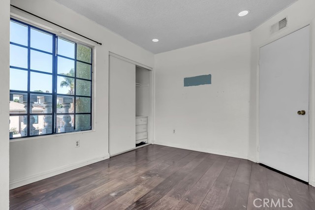 Detail Gallery Image 20 of 43 For 2503 Clarendon Ave, Huntington Park,  CA 90255 - 4 Beds | 2/1 Baths
