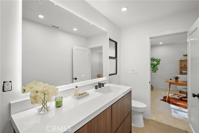 2115 E Santiago Street, Covina CA: https://media.crmls.org/medias/688cbc3b-adde-43f5-b194-970a196720b2.jpg