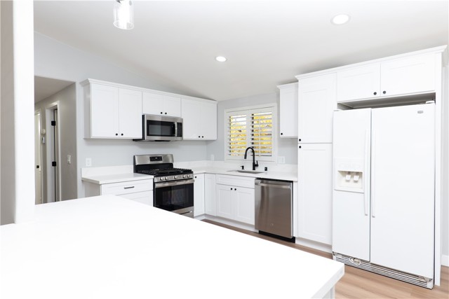 Detail Gallery Image 4 of 20 For 21643 Waite St, Wildomar,  CA 92595 - 2 Beds | 2 Baths