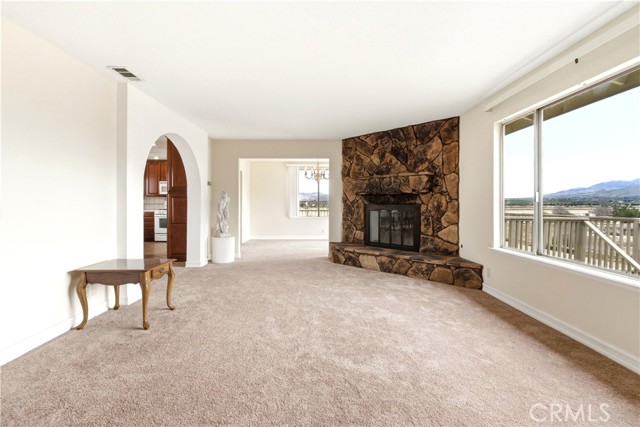 Detail Gallery Image 10 of 45 For 18785 Talisman, Hesperia,  CA 92345 - 3 Beds | 2/1 Baths