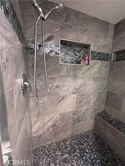 Detail Gallery Image 13 of 35 For 560 Coudures, Perris,  CA 92571 - 3 Beds | 2 Baths