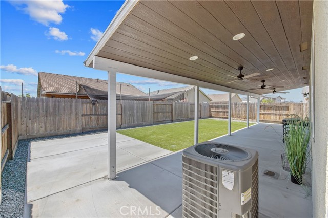 Detail Gallery Image 34 of 41 For 3531 E Laura Ct, Visalia,  CA 93292 - 3 Beds | 2 Baths