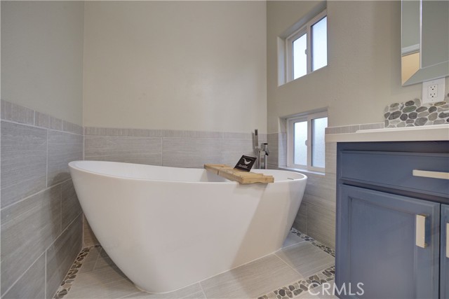604 Larkfield Place, Paso Robles CA: https://media.crmls.org/medias/688ff085-fbfb-40dc-8731-cd5eda24921a.jpg