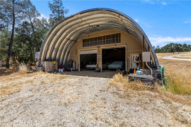 7235 Highland Springs Road, Lakeport CA: https://media.crmls.org/medias/6890d090-0d2b-45be-bd1f-893ff53926e6.jpg