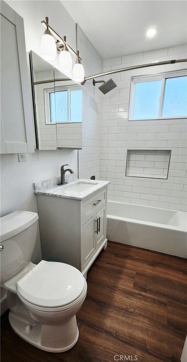 Detail Gallery Image 11 of 21 For 17020 Purche Ave, Torrance,  CA 90504 - 3 Beds | 2 Baths