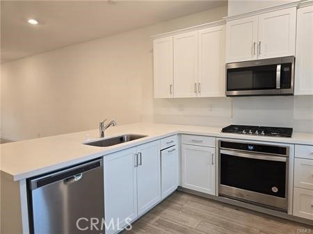 Detail Gallery Image 18 of 43 For 1207 Bonnet, Torrance,  CA 90502 - 4 Beds | 3/1 Baths