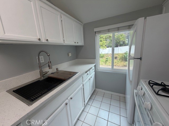 Detail Gallery Image 8 of 33 For 3709 Las Flores Canyon Rd #D,  Malibu,  CA 90265 - 2 Beds | 1 Baths