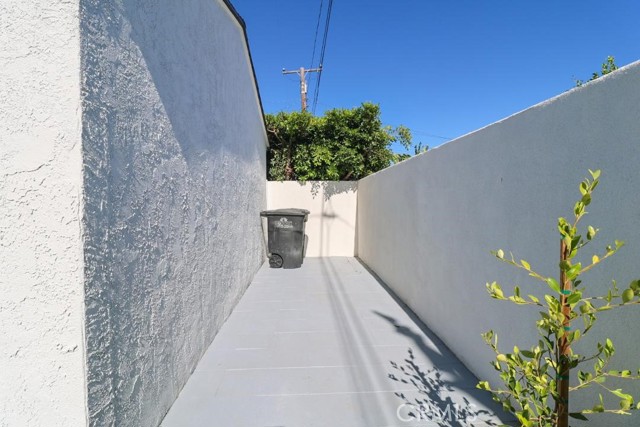 3158 W 153rd Street, Gardena CA: https://media.crmls.org/medias/6891a618-907b-4790-8287-8a8fcd7a9fff.jpg