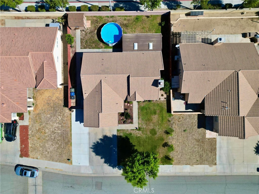 https://media.crmls.org/medias/68921cbb-c50a-4a74-8c03-daa6e5ff94e3.jpg?preset=X-Large