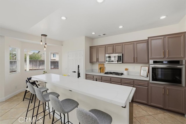 Detail Gallery Image 17 of 42 For 6974 Riverboat, Corona,  CA 91752 - 4 Beds | 2 Baths