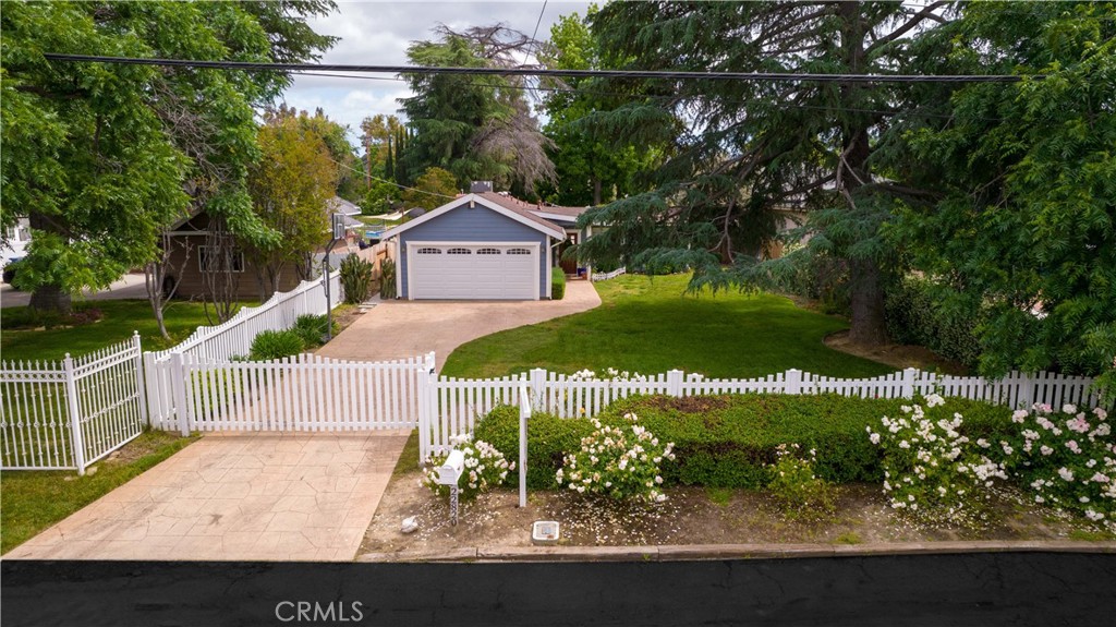 22820 Califa Street, Woodland Hills, CA 91367