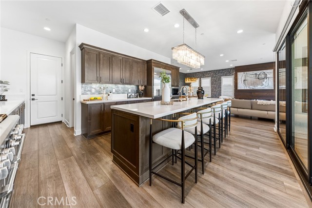 Detail Gallery Image 19 of 75 For 27 Alessio, Lake Forest,  CA 92630 - 5 Beds | 4/2 Baths