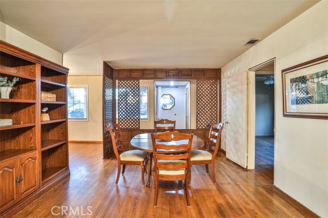 Detail Gallery Image 16 of 25 For 368 Geneva Ave, Claremont,  CA 91711 - 3 Beds | 2 Baths