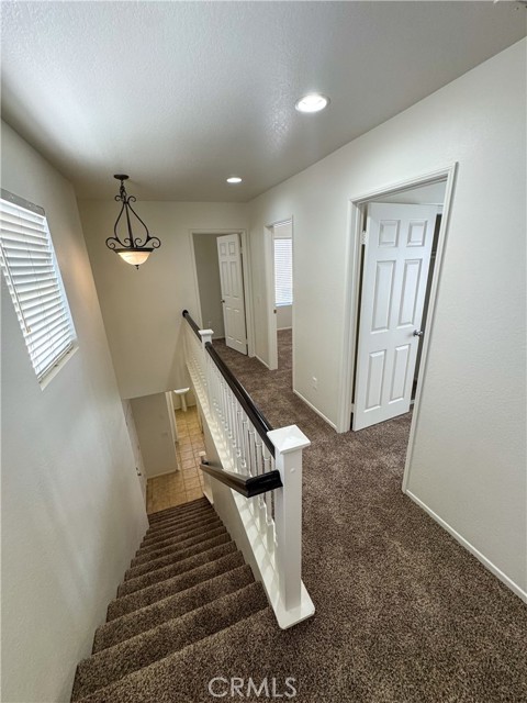 42060 Veneto Drive, Temecula CA: https://media.crmls.org/medias/689493bd-01f3-40cd-8a78-8109d7b78d79.jpg