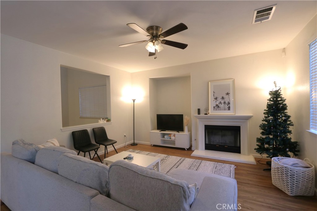 MLS #CV25232388 image #8