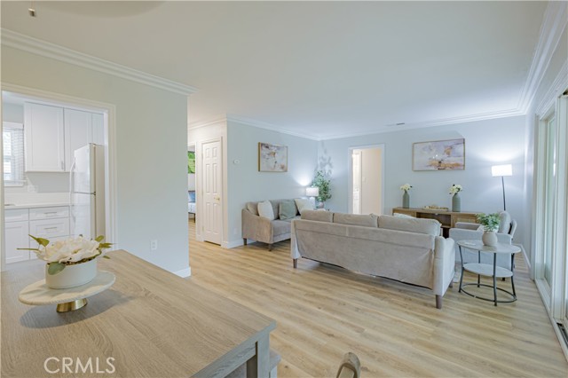 Detail Gallery Image 5 of 30 For 5813 Fanwood Ave, Lakewood,  CA 90713 - 3 Beds | 2 Baths