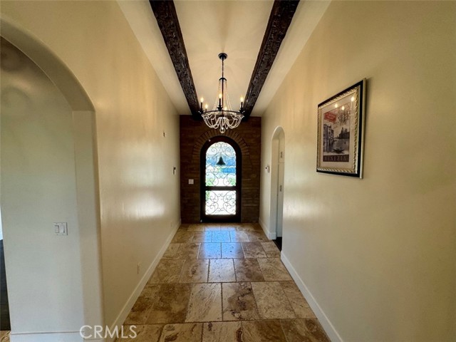 1415 Via Vallarta, Riverside CA: https://media.crmls.org/medias/68983013-fb87-439a-bd8b-fad5ba3144f1.jpg