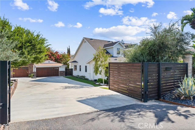 18534 Cobblestone Court, Yorba Linda CA: https://media.crmls.org/medias/68988e52-2e06-4499-a2fe-b9ee73dec063.jpg