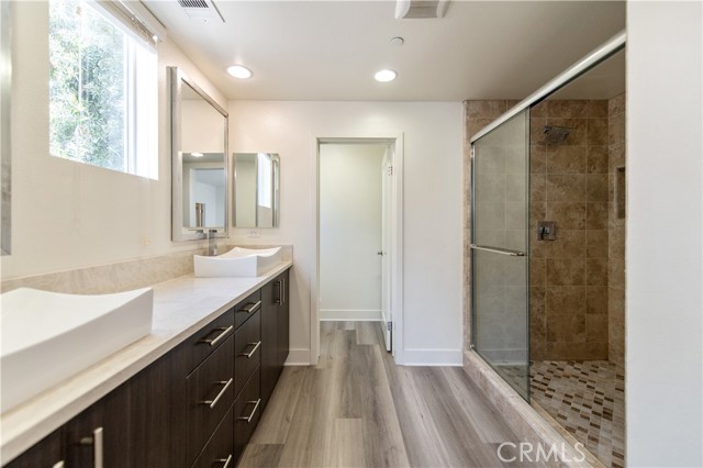 Detail Gallery Image 22 of 31 For 120 Rockefeller, Irvine,  CA 92612 - 3 Beds | 3 Baths