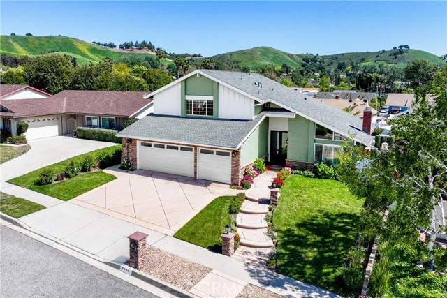 Detail Gallery Image 3 of 69 For 6494 Joshua St, Oak Park,  CA 91377 - 5 Beds | 3 Baths
