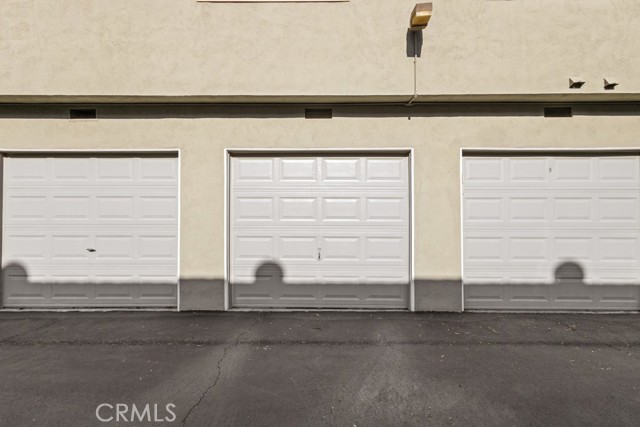 Detail Gallery Image 36 of 38 For 5463 E Candlewood Cir #D,  Anaheim,  CA 92807 - 3 Beds | 1/1 Baths