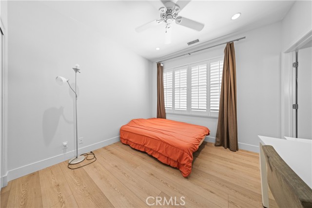 Detail Gallery Image 31 of 43 For 63 Birmingham, Irvine,  CA 92620 - 4 Beds | 4 Baths