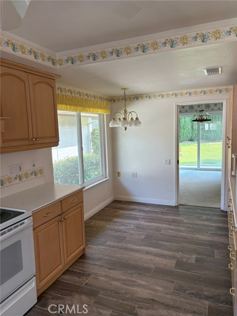 Detail Gallery Image 8 of 20 For 5149 Miembro, Laguna Woods,  CA 92637 - 3 Beds | 2 Baths