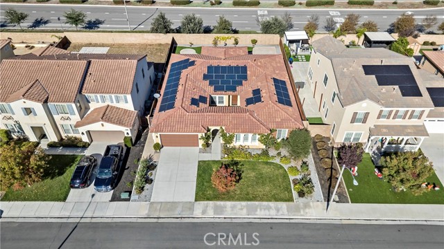 Detail Gallery Image 3 of 29 For 29916 Lomond Dr, Menifee,  CA 92585 - 4 Beds | 2/1 Baths