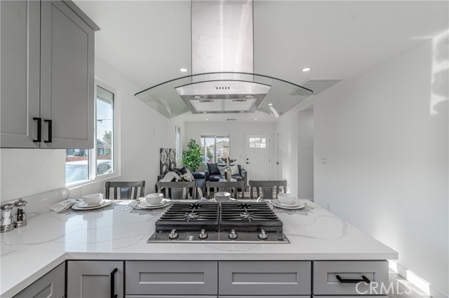 3818 Crawford Street, Los Angeles CA: https://media.crmls.org/medias/689fe220-f0b4-43a1-ac36-fc0c2eca60b4.jpg