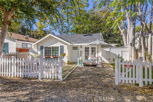 Detail Gallery Image 4 of 26 For 2884 Crescent-Way Thousand Oaks Way, Thousand Oaks,  CA 91362 - 2 Beds | 1 Baths