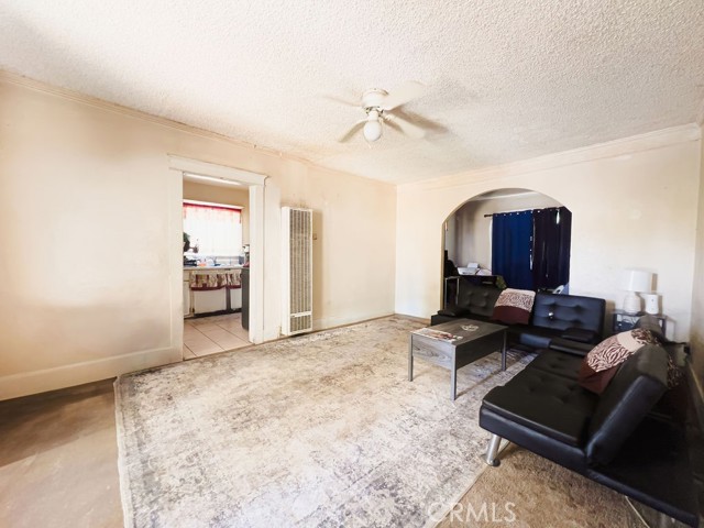 Detail Gallery Image 12 of 26 For 784 W 17th St, San Bernardino,  CA 92405 - 2 Beds | 1 Baths