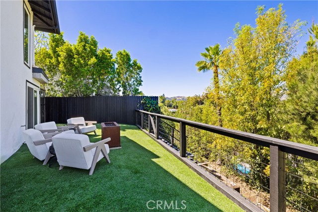 Detail Gallery Image 32 of 69 For 23202 Aetna St, Woodland Hills,  CA 91367 - 5 Beds | 4 Baths