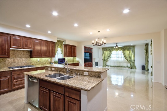 Detail Gallery Image 20 of 75 For 28479 Nautical Point, Menifee,  CA 92585 - 4 Beds | 2/1 Baths