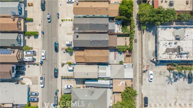 627 East Lincoln Street, Carson CA: https://media.crmls.org/medias/68a0d64b-fe4f-4523-992e-a98ab21f5f76.jpg