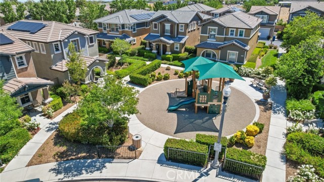 Detail Gallery Image 5 of 41 For 2658 Greenwood Ct, Palmdale,  CA 93550 - 4 Beds | 3 Baths