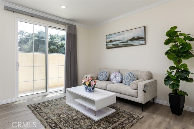 Detail Gallery Image 18 of 25 For 89 N Grand Oaks Ave #103,  Pasadena,  CA 91107 - 2 Beds | 2/1 Baths