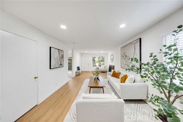 Detail Gallery Image 8 of 38 For 1829 Rainbow Terrace, Montebello,  CA 90640 - 3 Beds | 1 Baths