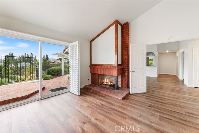614 S Pathfinder Trail, Anaheim Hills CA: https://media.crmls.org/medias/68a2b6d9-86ea-4143-862a-96f5e48b2761.jpg