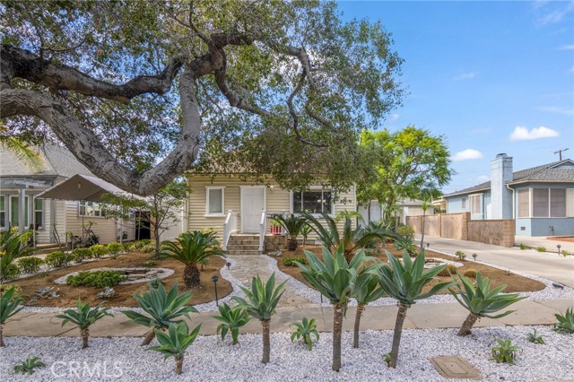 Detail Gallery Image 8 of 52 For 1007 Rose Ave, Pasadena,  CA 91107 - 4 Beds | 3 Baths