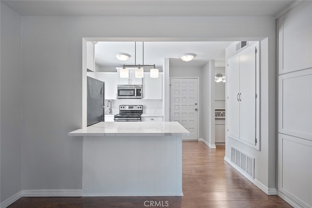 MLS #SW25172876 image #8