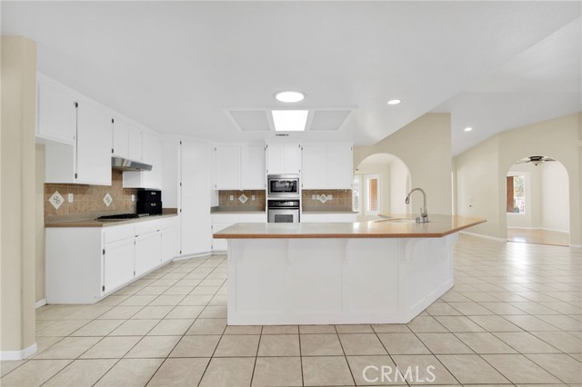 Detail Gallery Image 22 of 26 For 7845 Fuente Rd, Oak Hills,  CA 92344 - 4 Beds | 3 Baths