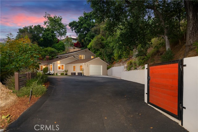 Detail Gallery Image 12 of 65 For 400 Cloverleaf Dr, Monrovia,  CA 91016 - 3 Beds | 2 Baths