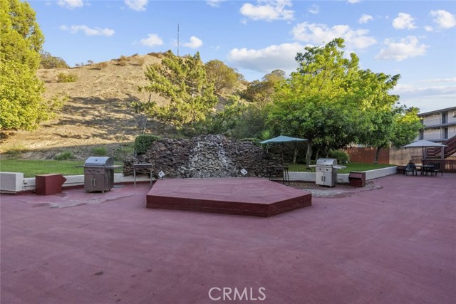 Detail Gallery Image 35 of 36 For 1523 E Windsor Rd 209a,  Glendale,  CA 91205 - 2 Beds | 1/1 Baths