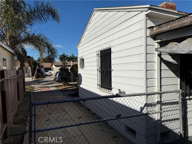 Detail Gallery Image 21 of 23 For 1306 N Pearl Ave, Compton,  CA 90221 - 2 Beds | 2 Baths