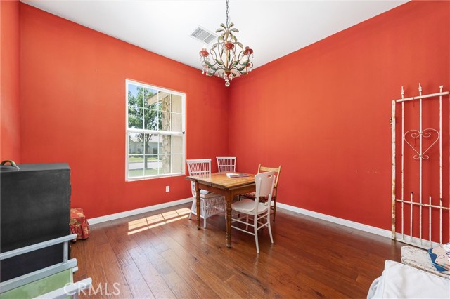 Detail Gallery Image 27 of 51 For 2403 Crocus Dr, Bakersfield,  CA 93311 - 3 Beds | 2 Baths