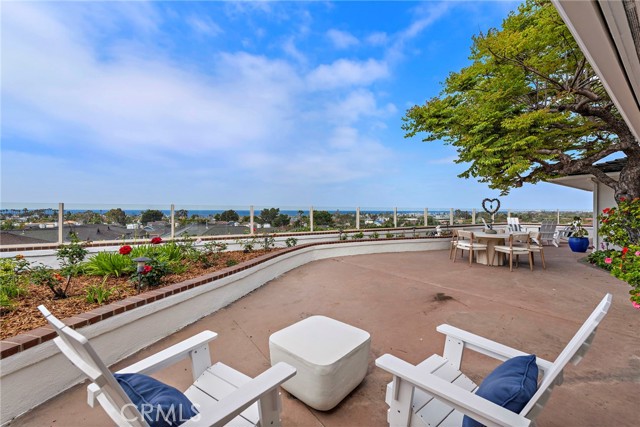 Detail Gallery Image 42 of 61 For 2519 Harbor View Dr, Corona Del Mar,  CA 92625 - 4 Beds | 2/1 Baths