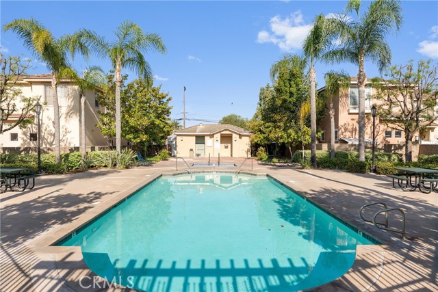 Detail Gallery Image 22 of 23 For 1972 W Blue Violet Ct, Anaheim,  CA 92801 - 2 Beds | 2/1 Baths
